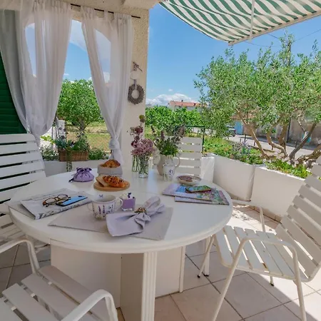 Luka Appartement Posedarje