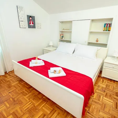 Luka Appartement Posedarje